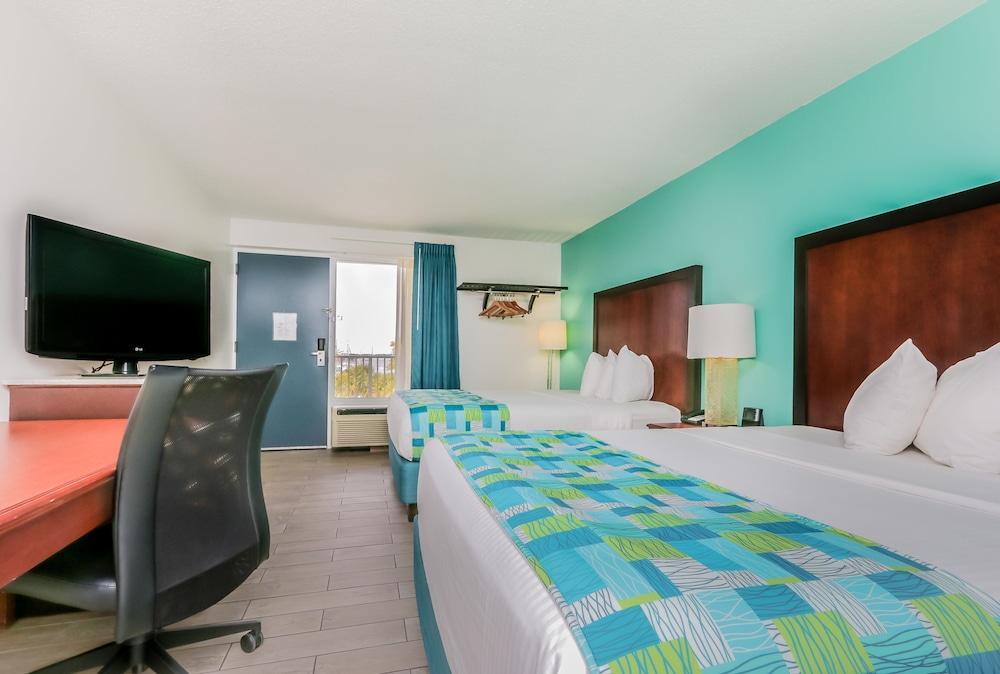 Surf & Sand Hotel Pensacola Beach Exterior photo