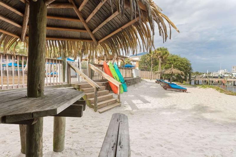 Surf & Sand Hotel Pensacola Beach Exterior photo